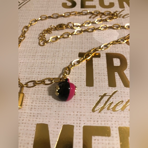 CHANEL Auth. Charm 3D Heart onto Love Lock Pendant Necklace SS … - Picture 4 of 13